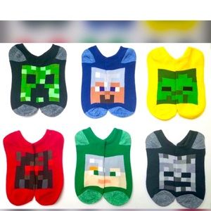6 pair of Minecraft Socks NWT